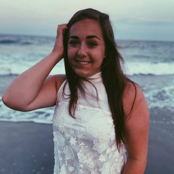 Meet your Posher, Maddie - Picture 1 of 1